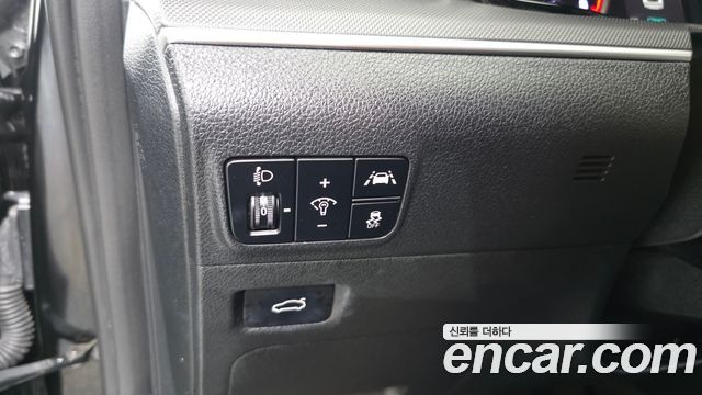 Kia K5 (III) 2.0 Prestige 2022 — фото 23