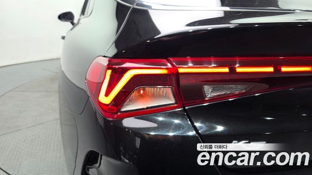 Kia K5 (III) 2.0 Prestige 2022 — фото 29