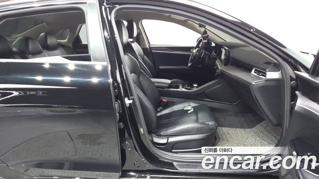 Kia K5 (III) 2.0 Prestige 2022 — фото 32