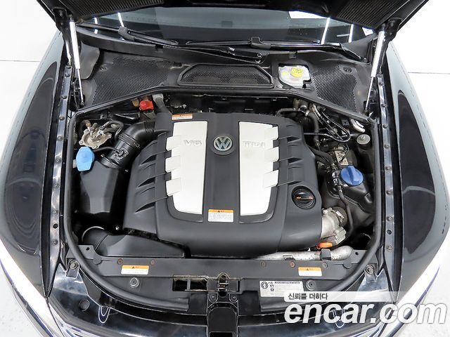 Volkswagen Phaeton V6 3.0 TDI VW611 2013 — фото 6