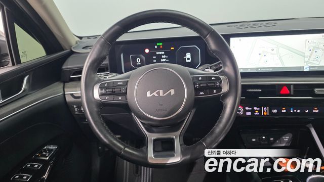 Kia K5 (III) 2.0 Noblesse 2024 — фото 13