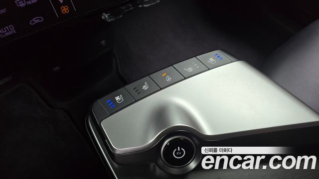 Kia EV6 Long Range Air 2023 — фото 20