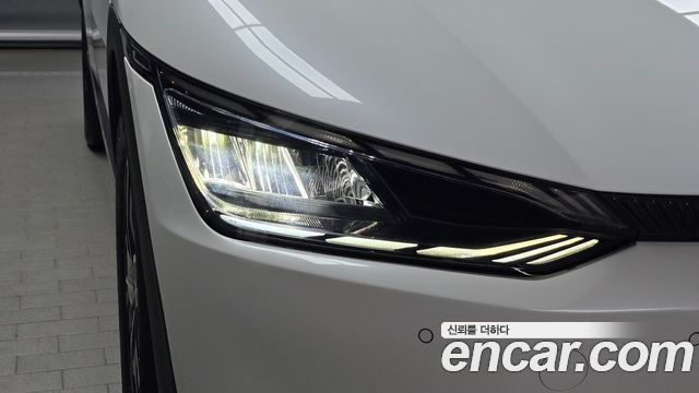 Kia EV6 Long Range Air 2023 — фото 22