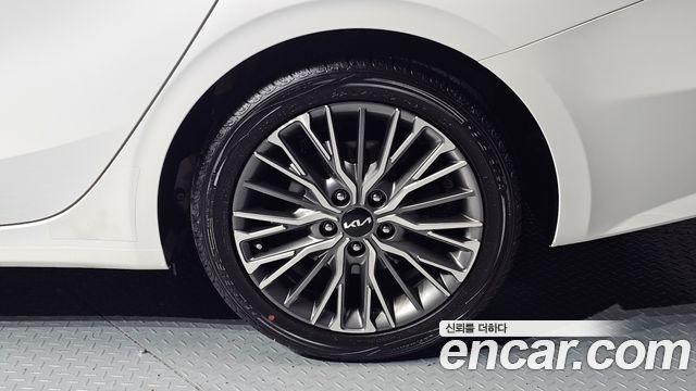 Kia K3 (II) 1.6 Noblesse 2022 — фото 21
