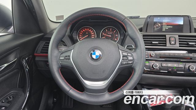 BMW 1 Series (F20) 118d Sport 5Door 2016 — фото 14