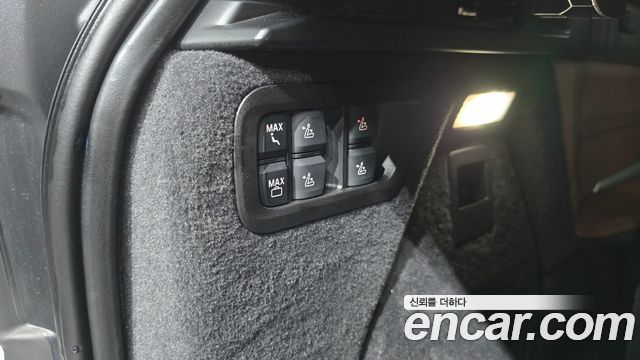 BMW X7 (G07) xDrive 40i M Sport 7STR 2025 — фото 27