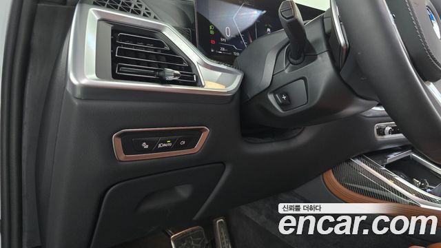 BMW X7 (G07) xDrive 40i M Sport 7STR 2025 — фото 28