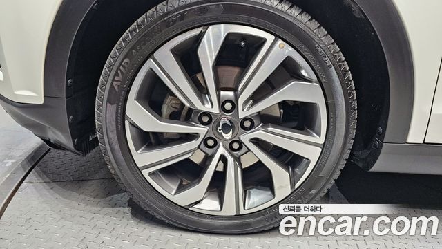 KG Mobility (SsangYong) Very New Tivoli Gasoline 1.5 2WD V7 2020 — фото 5