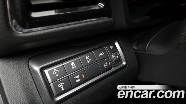 KG Mobility (SsangYong) Very New Tivoli Gasoline 1.5 2WD V7 2020 — фото 18