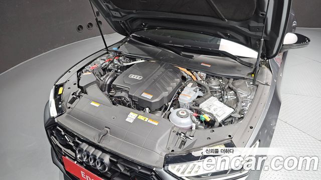 Audi A7 (4K) 55 TFSI e Quattro Premium 2025 — фото 6