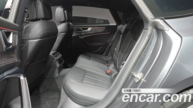 Audi A7 (4K) 55 TFSI e Quattro Premium 2025 — фото 16