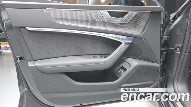 Audi A7 (4K) 55 TFSI e Quattro Premium 2025 — фото 30