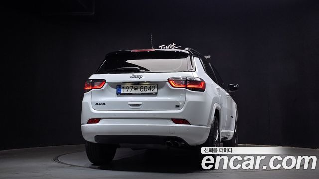 Jeep Compass (II) S 2.4 AWD 2022 — фото 4