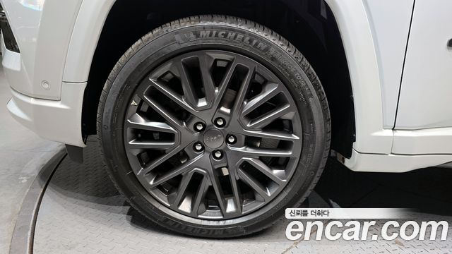 Jeep Compass (II) S 2.4 AWD 2022 — фото 5