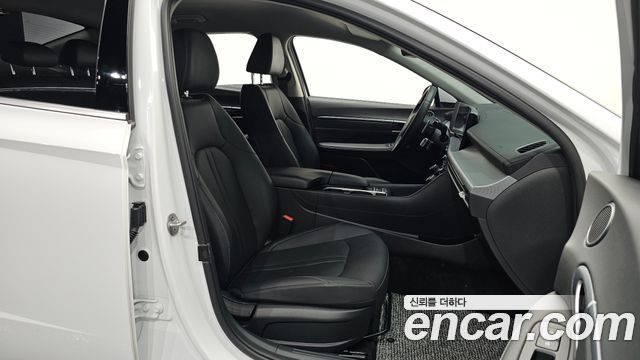 Hyundai Sonata The Edge (DN8) 2.0 Premium 2024 — фото 15
