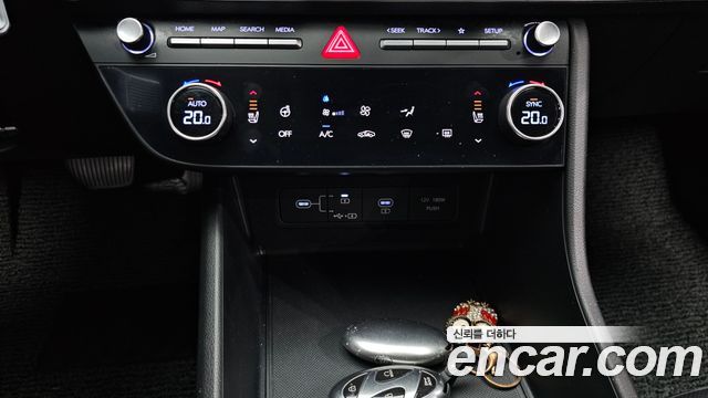 Hyundai Sonata The Edge (DN8) 2.0 Premium 2024 — фото 22