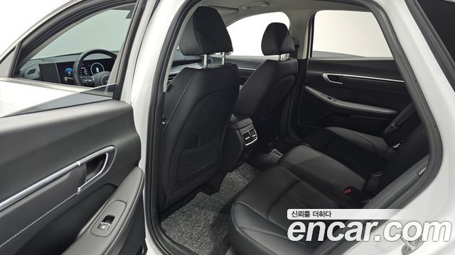 Hyundai Sonata The Edge (DN8) 2.0 Premium 2024 — фото 32