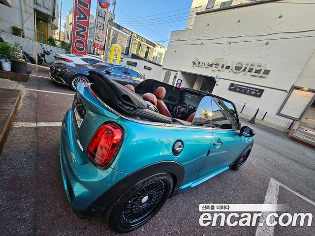 MINI Cooper S Convertible Standard 3rd 2017 — фото 18