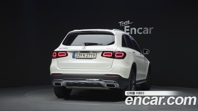 Mercedes-Benz GLC-Class (X253) GLC300e 4MATIC 2021 — фото 4