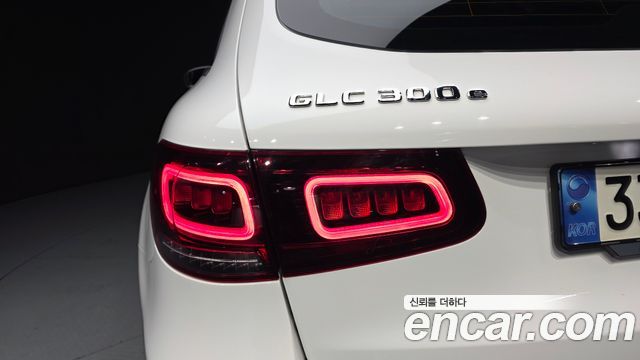 Mercedes-Benz GLC-Class (X253) GLC300e 4MATIC 2021 — фото 23