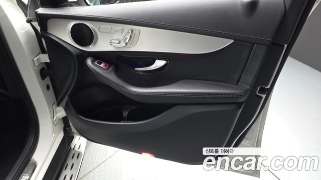 Mercedes-Benz GLC-Class (X253) GLC300e 4MATIC 2021 — фото 24