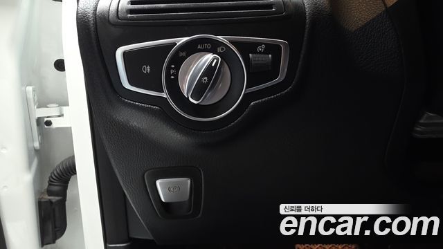 Mercedes-Benz GLC-Class (X253) GLC300e 4MATIC 2021 — фото 28
