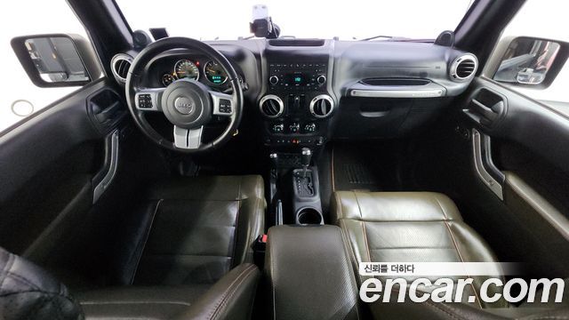 Jeep Wrangler (JK) 3.8 70th Anniversary 2011 — фото 7