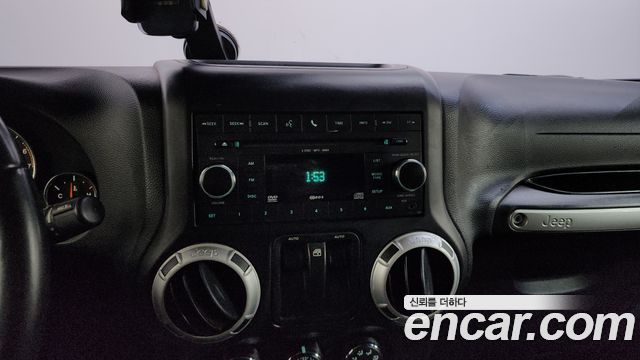 Jeep Wrangler (JK) 3.8 70th Anniversary 2011 — фото 11