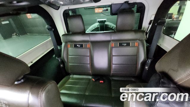 Jeep Wrangler (JK) 3.8 70th Anniversary 2011 — фото 17