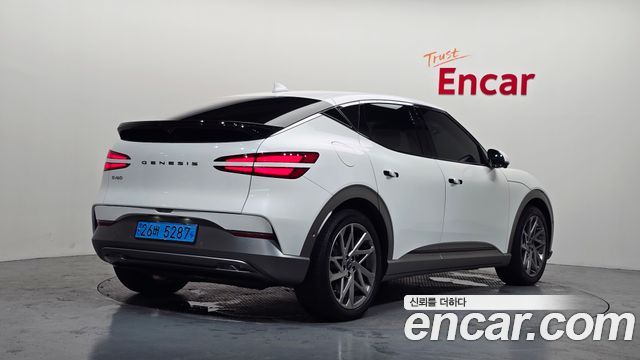 Genesis GV60 Standard AWD 2022 — фото 2