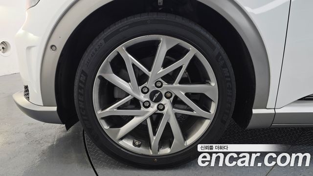 Genesis GV60 Standard AWD 2022 — фото 5