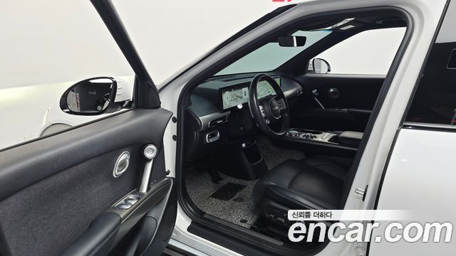 Genesis GV60 Standard AWD 2022 — фото 10
