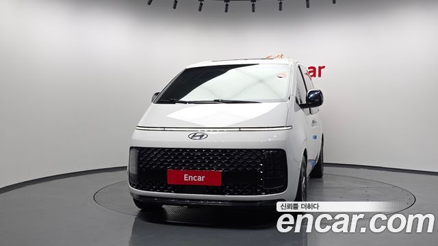 Hyundai Staria Lounge 9-Seater Inspiration 2022 — фото 3
