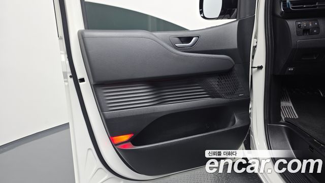 Hyundai Staria Lounge 9-Seater Inspiration 2022 — фото 24