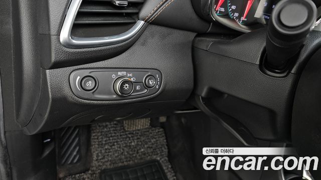 Chevrolet Trax 1.4 Red Line Premier 2019 — фото 19