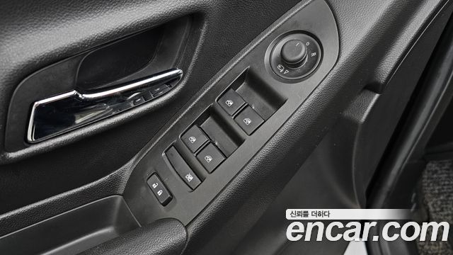 Chevrolet Trax 1.4 Red Line Premier 2019 — фото 28