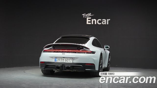Porsche 911 (992) Carrera 4 GTS 2025 — фото 4