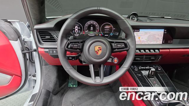 Porsche 911 (992) Carrera 4 GTS 2025 — фото 12