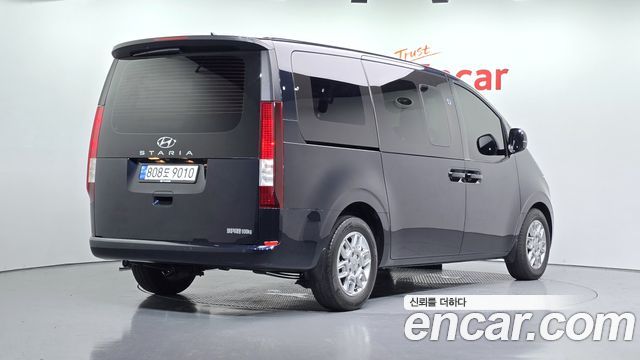 Hyundai Staria Cargo 5-Seater Modern 2022 — фото 2