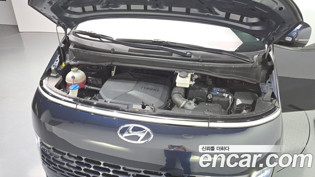 Hyundai Staria Cargo 5-Seater Modern 2022 — фото 6