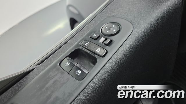 Hyundai Staria Cargo 5-Seater Modern 2022 — фото 14