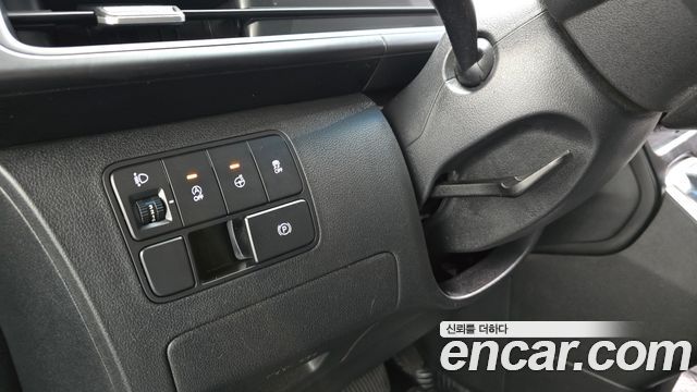 Hyundai Staria Cargo 5-Seater Modern 2022 — фото 15