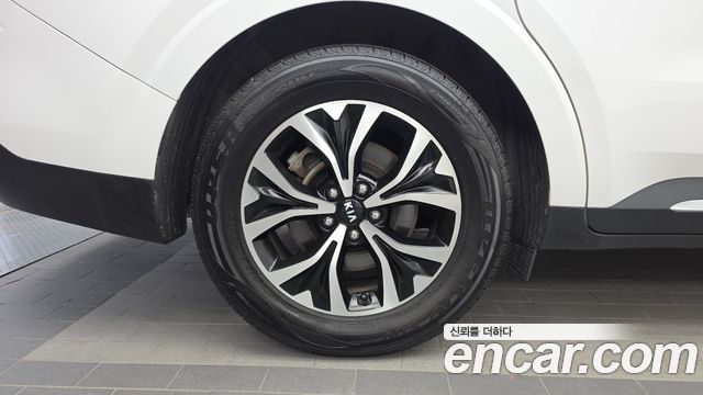 Kia Carnival (IV) Gasoline 9-Seater Noblesse 2021 — фото 5