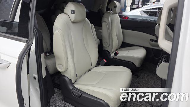 Kia Carnival (IV) Gasoline 9-Seater Noblesse 2021 — фото 16
