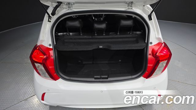 Chevrolet Spark Red Pick Edition 2021 — фото 20