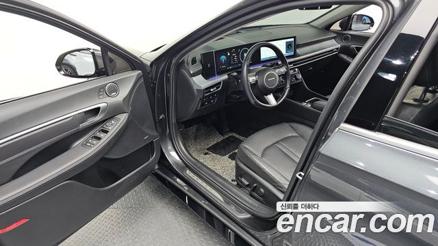 Hyundai Sonata The Edge (DN8) 2.0 Exclusive 2024 — фото 10