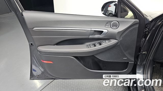 Hyundai Sonata The Edge (DN8) 2.0 Exclusive 2024 — фото 24