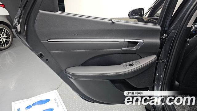 Hyundai Sonata The Edge (DN8) 2.0 Exclusive 2024 — фото 25
