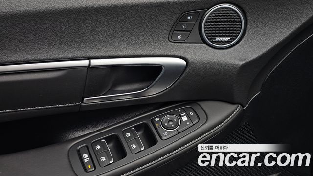Hyundai Sonata The Edge (DN8) 2.0 Exclusive 2024 — фото 30