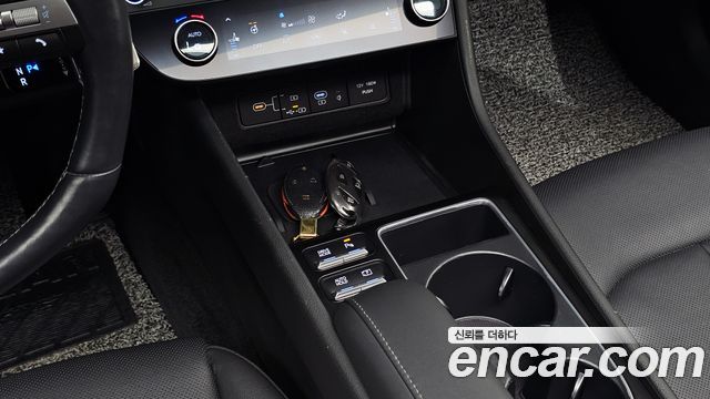 Hyundai Sonata The Edge (DN8) 2.0 Exclusive 2024 — фото 31